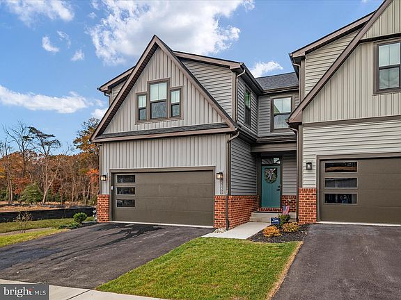 3rd image of 7480 Matapeake Ln