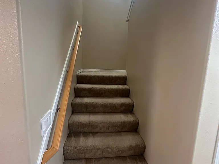 18524 Woodside Dr SE — Photo 7