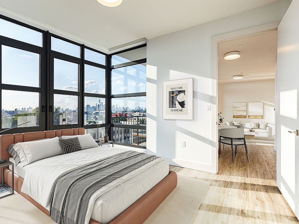 1st image of 584 4th Ave #666