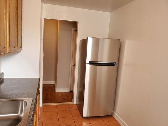 3rd image of 120 Vermilyea Ave APT C51