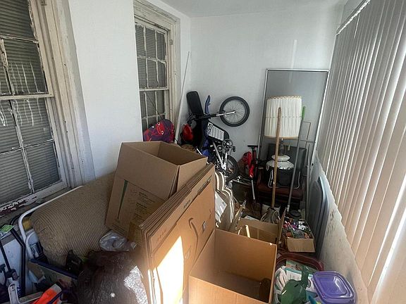 5th image of 7117 Grays Ave