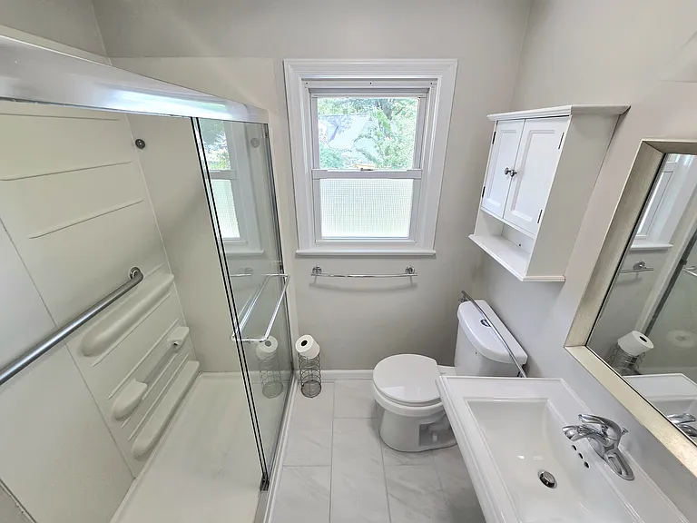7020 Quander Rd — Photo 20