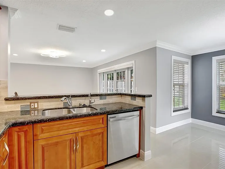 2355 NW 138th Dr — Photo 9