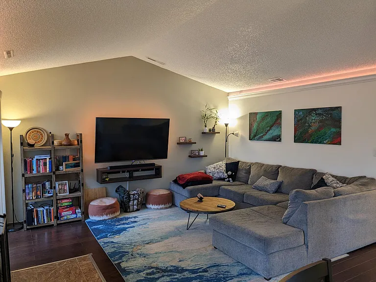 300 Sundance Cir N #D104 — Photo 2