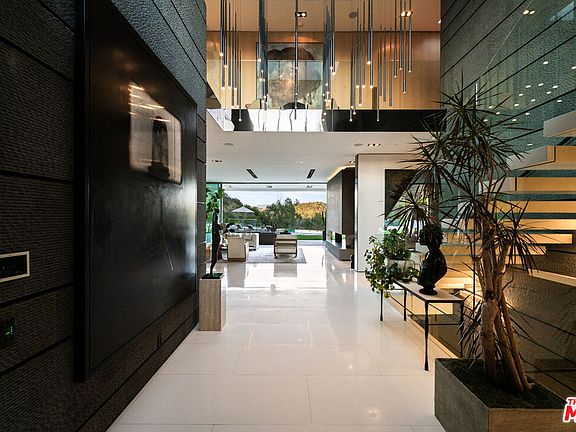 5th image of 1740 Bel Air Rd