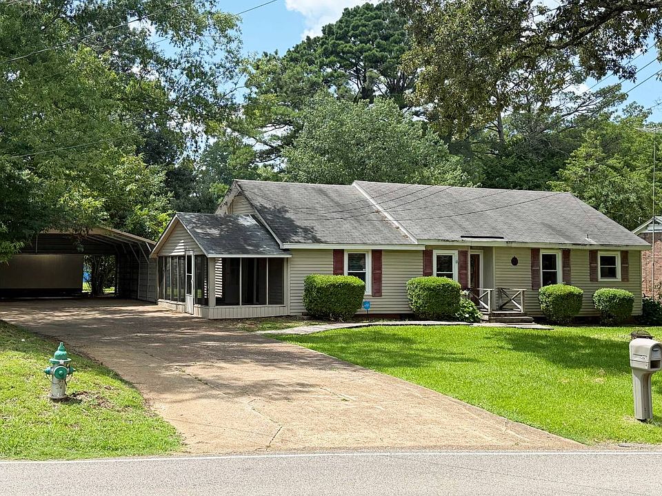 1st image of 475 Chester Levee Rd