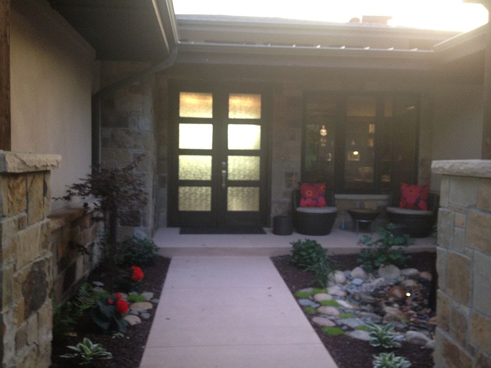 2nd image of 1421 Linden Lake Rd
