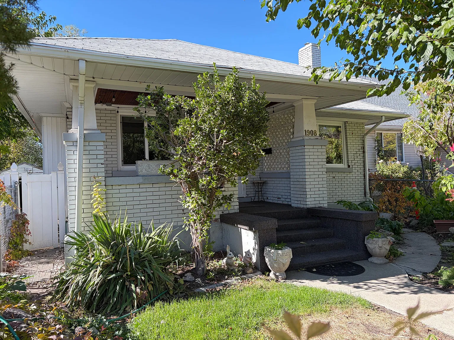 Spacious 4-Bed, 2-Bath Single Family Home for Rent in Salt Lake City - $3200/month — Photo 2
