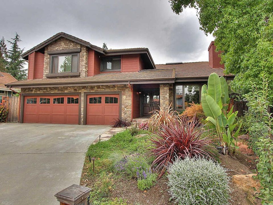 1st image of 1527 Monteval Pl