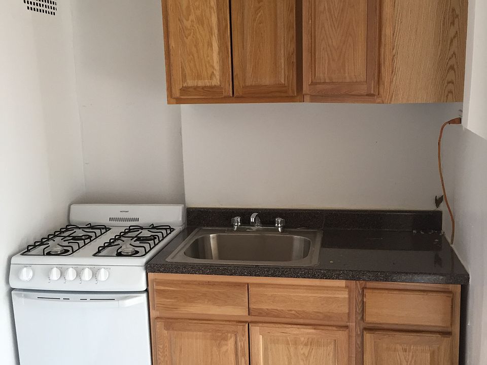 1st image of 14030 Ash Ave APT 5B