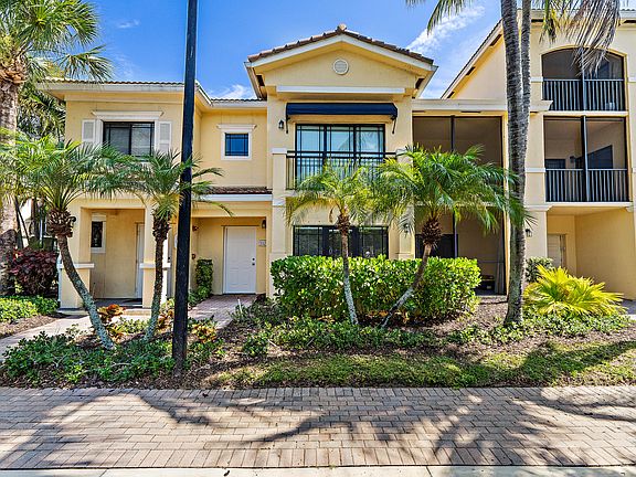 3rd image of 2915 Tuscany Court #102