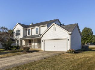 5375 Meadow Grove Dr, Grove City, OH 43123