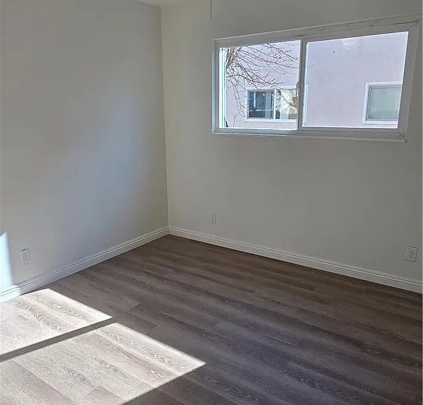 22557 Adrienne Ave — Photo 11
