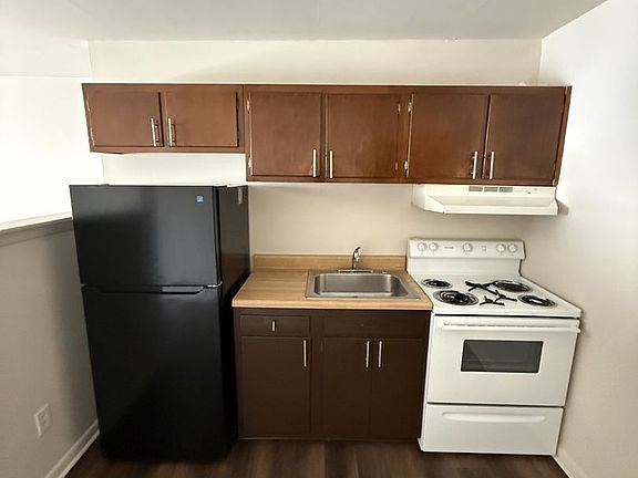 5th image of 34 E Eagle Rd APT C3