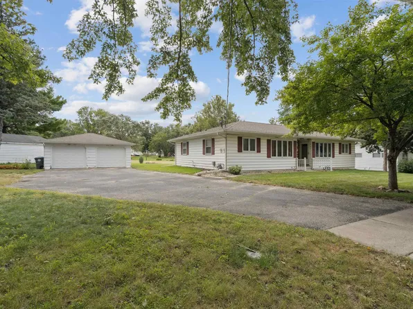 3303-3305 Randolph St, Waterloo, IA 50702