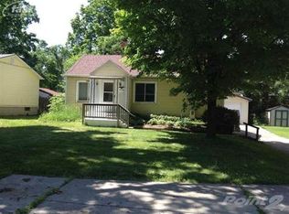 1008 State Rd, Fenton, MI 48430