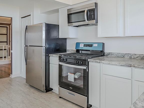 5th image of 5020 Spinnaker Ln Unit A