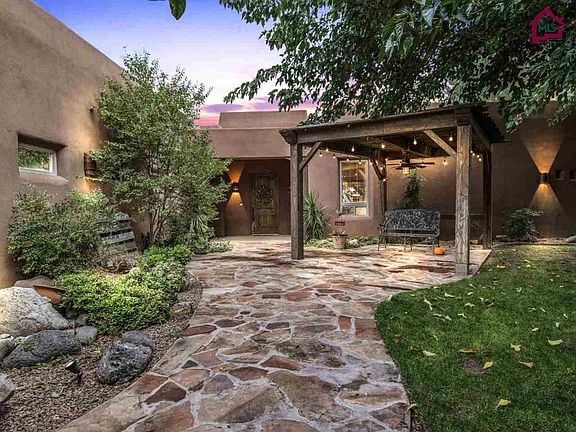 3rd image of 2551 Mesilla Hills Dr