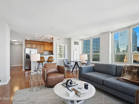 4th image of 345 N La Salle Dr APT 3601