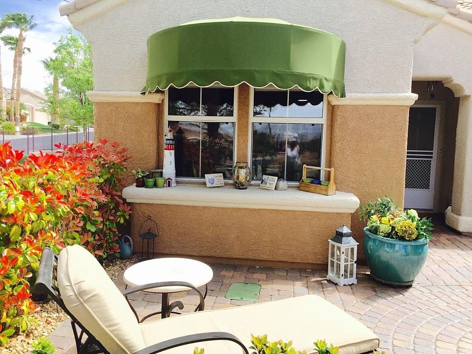 Front Courtyard