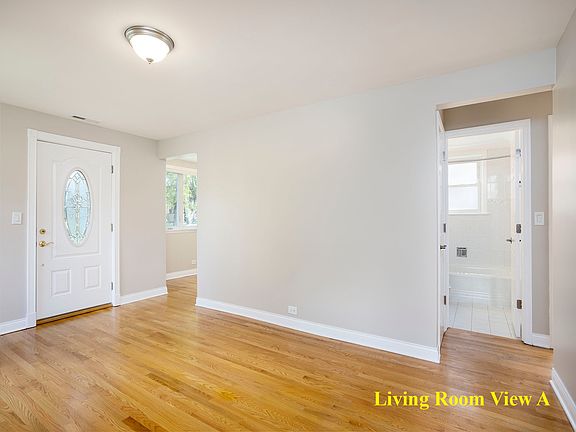 5th image of 7929 W Barry Ave