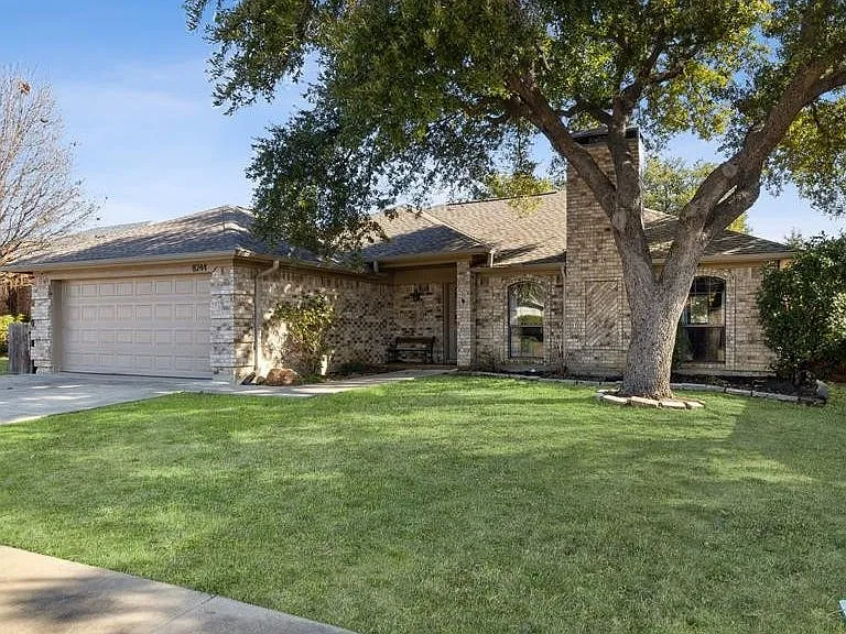 8232 Meadowbrook Dr — Photo 111