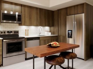 Resia Golden Glades, Miami, FL 33162