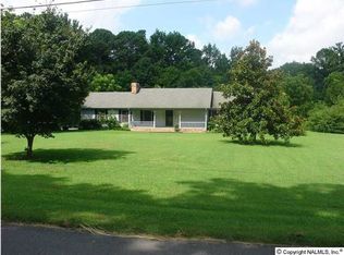 431 Woodham Dr, Albertville, AL 35951