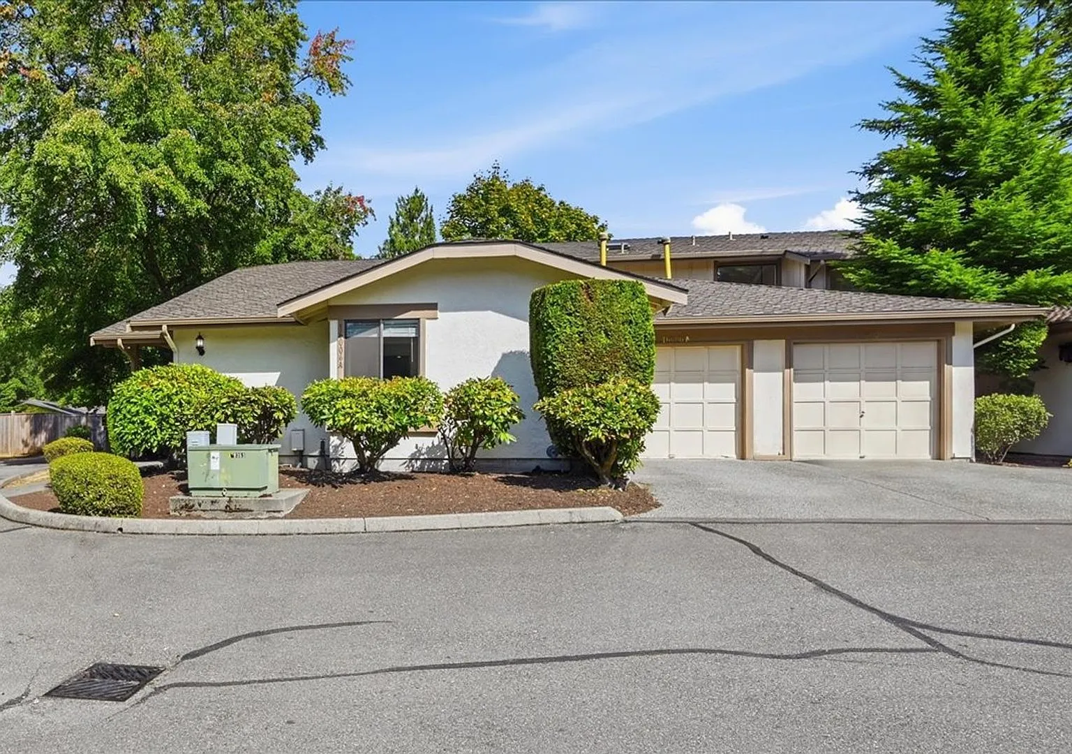 2Bd/2Ba Mill Creek Condo — Photo 2
