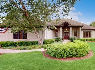 6203 Brighton Ln, Crystal Lake, IL 60014