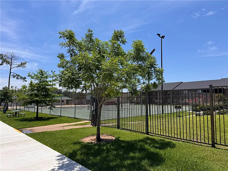 904 University Oaks Blvd #101 — Photo 14