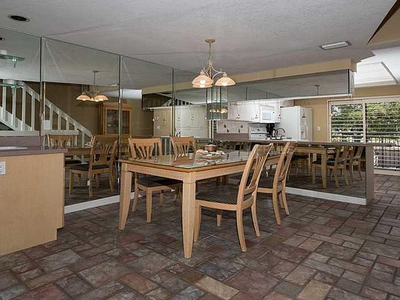 5th image of 936 Pinellas Bayway S #P-1