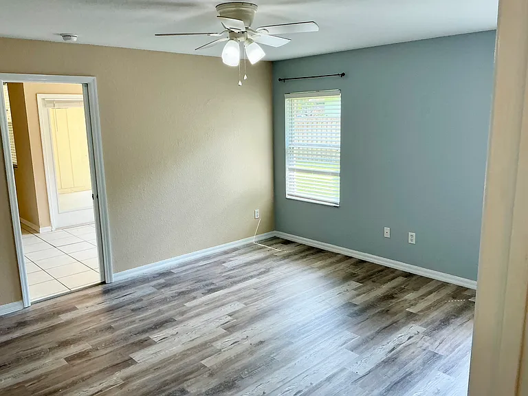 401 Harbour Lights Dr — Photo 41