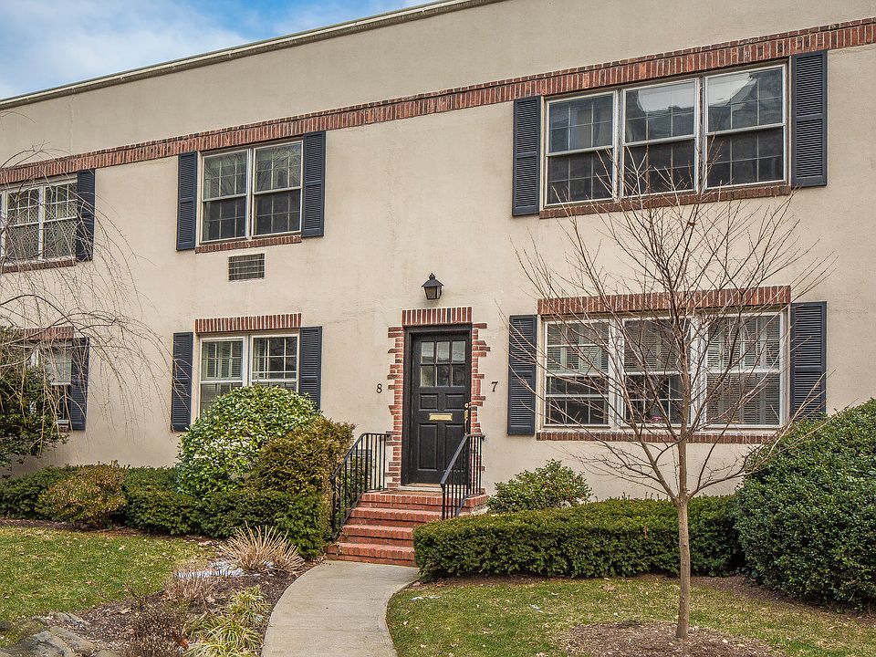 1st image of 7 Lake Ave #7