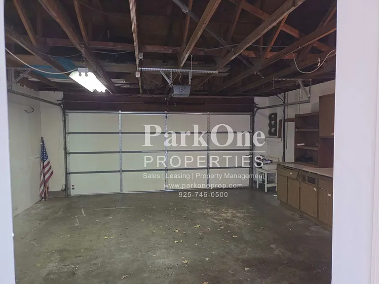 1817 Holland Dr — Photo 16