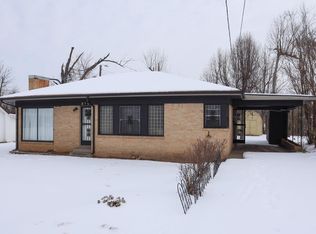 218 N 1st St, Mayfield, KY 42066