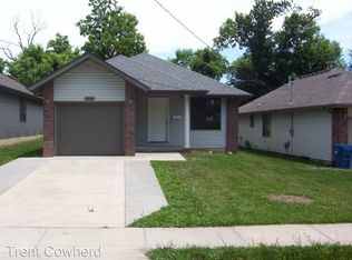 1956 N Golden Ave, Springfield, MO 65802