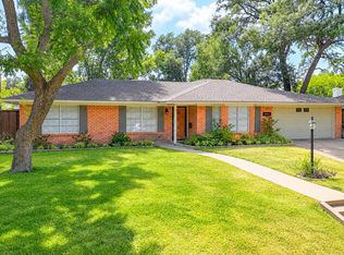 2002 Mimosa Dr, Corsicana, TX 75110