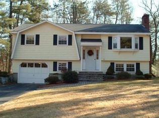 35 Burnham Rd, Billerica, MA 01821