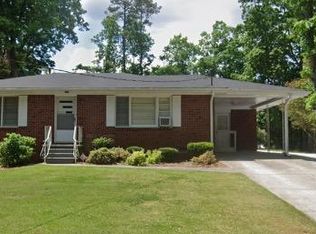 251 Dogwood Ln, Lawrenceville, GA 30046