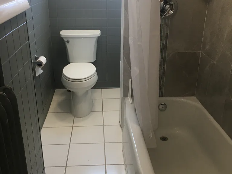 517 Pine St #3 — Photo 4