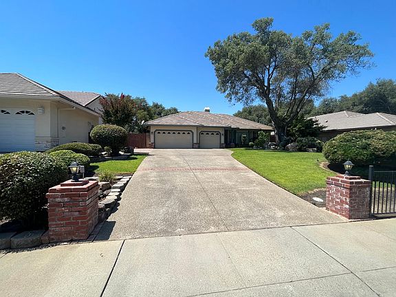 2nd image of 3470 Sherwood Ct
