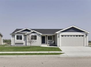 605 Grape St, Cheyenne, WY 82007