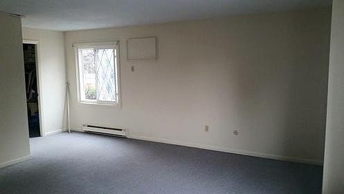 5th image of 330 Simmonsville Ave APT 2D