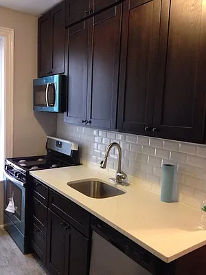 Rented by BuySell Real Estate Inc | media 22