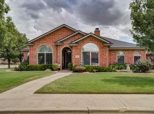 9201 Grover Ave, Lubbock, TX 79424