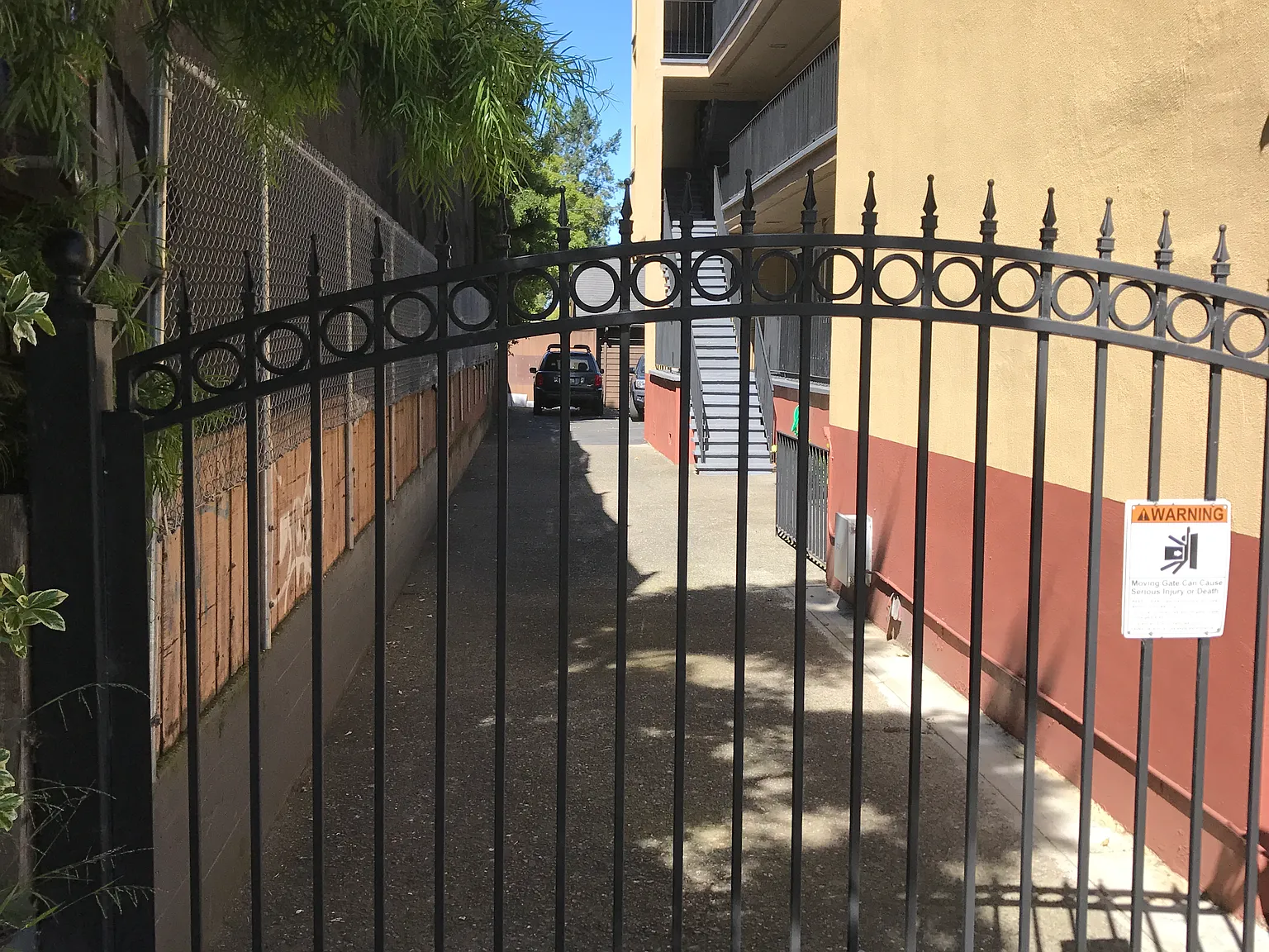 2708 College Ave — Photo 4