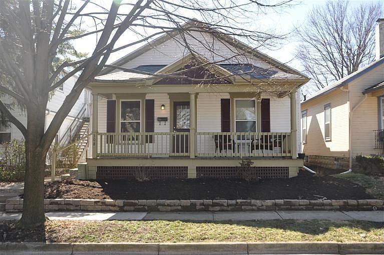 1st image of 308 W Walnut St