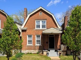 2853 Sidney St, Saint Louis, MO 63104