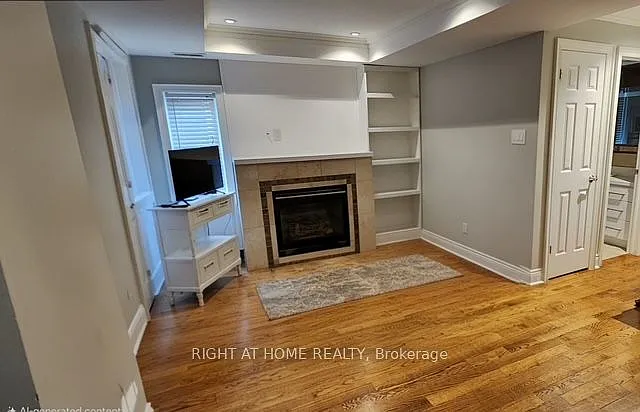 1186 Royal York Rd #2 — Photo 8
